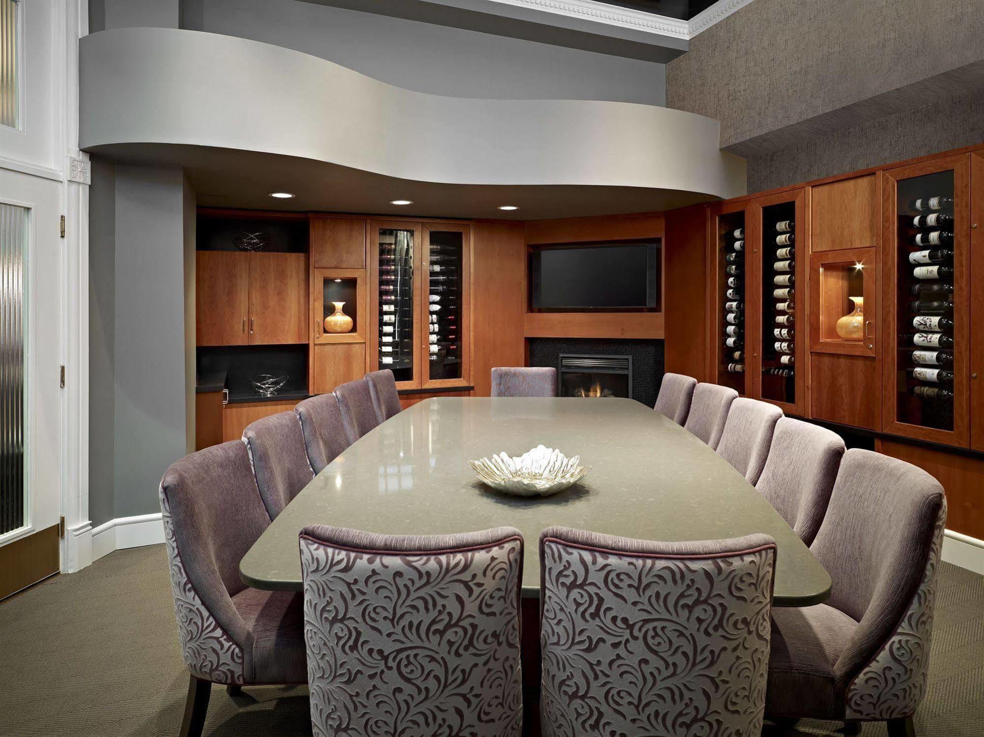 Union Bank Inn Edmonton Extérieur photo