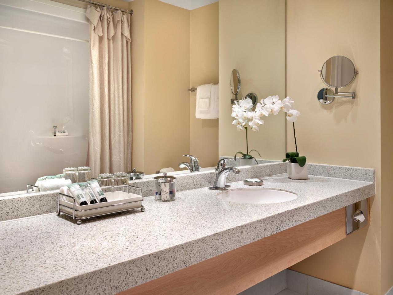 Union Bank Inn Edmonton Extérieur photo